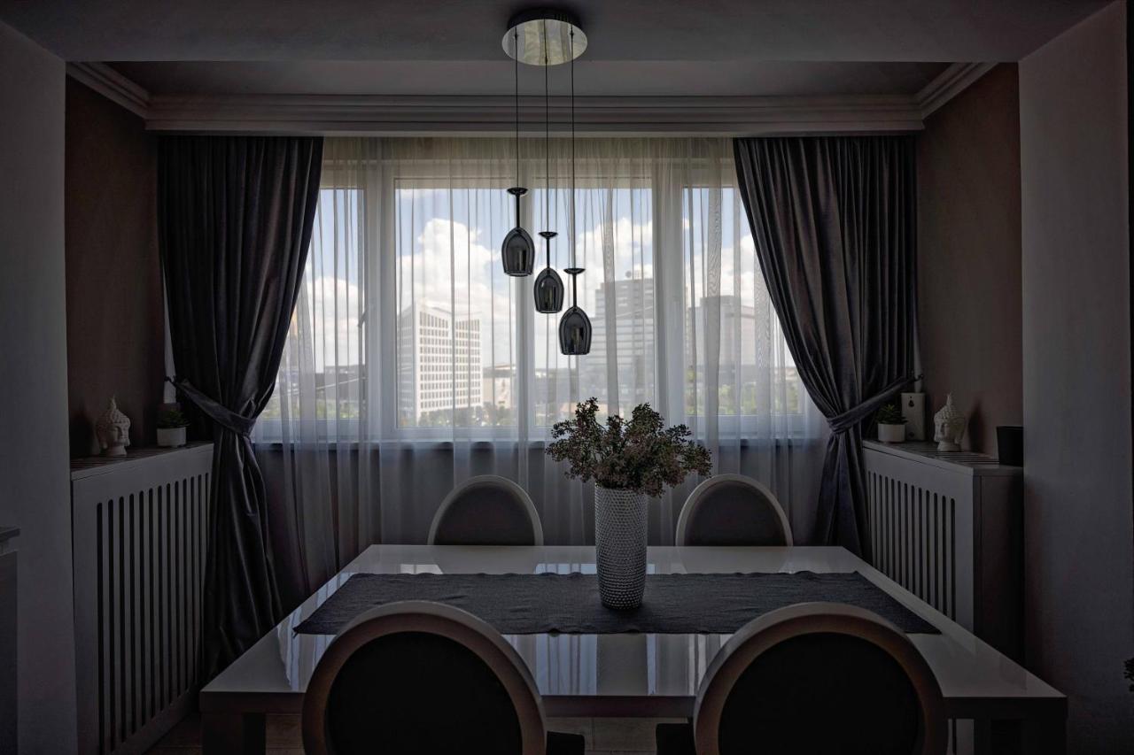 Joyful Apartment Timişoara Buitenkant foto